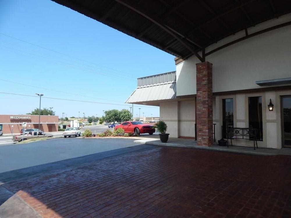 Quality Inn Chickasha Exterior foto